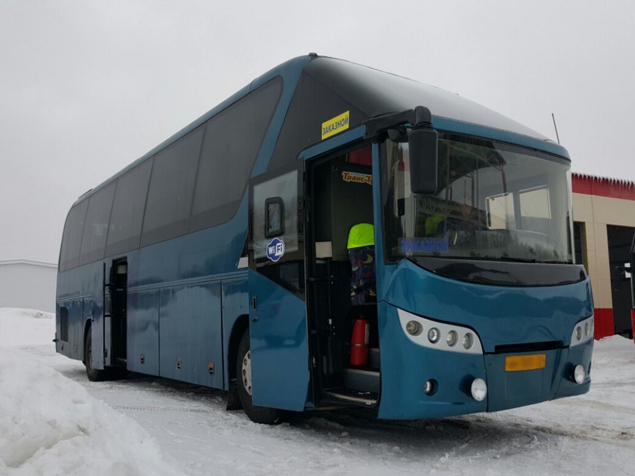 Заказ и аренда Neoplan Tourliner с водителем в Ульяновске - тк-ульяновск